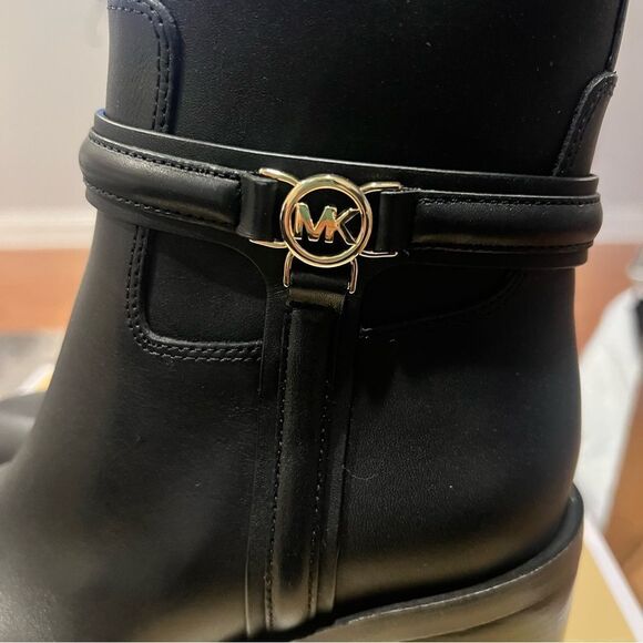 NIB Michael Kors Mindy Leather Ankle Boot womens size 7 - Picture 9 of 11